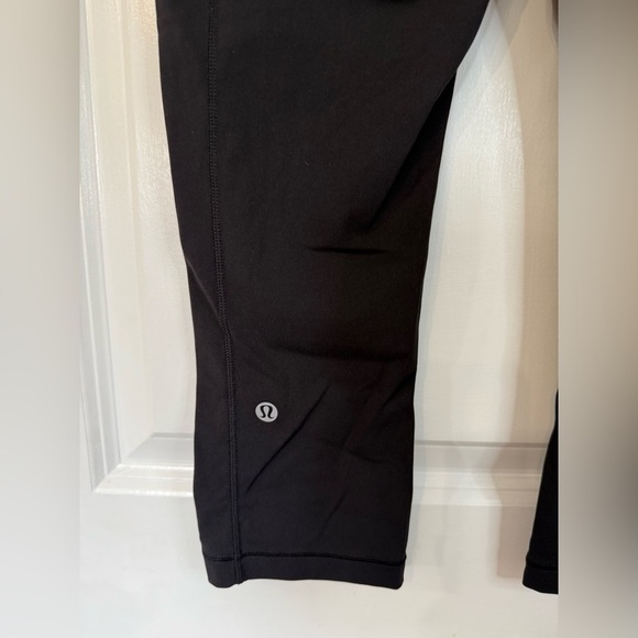 Lululemon Women’s Black Speed Up Crop Leggings - Picture 4 of 13